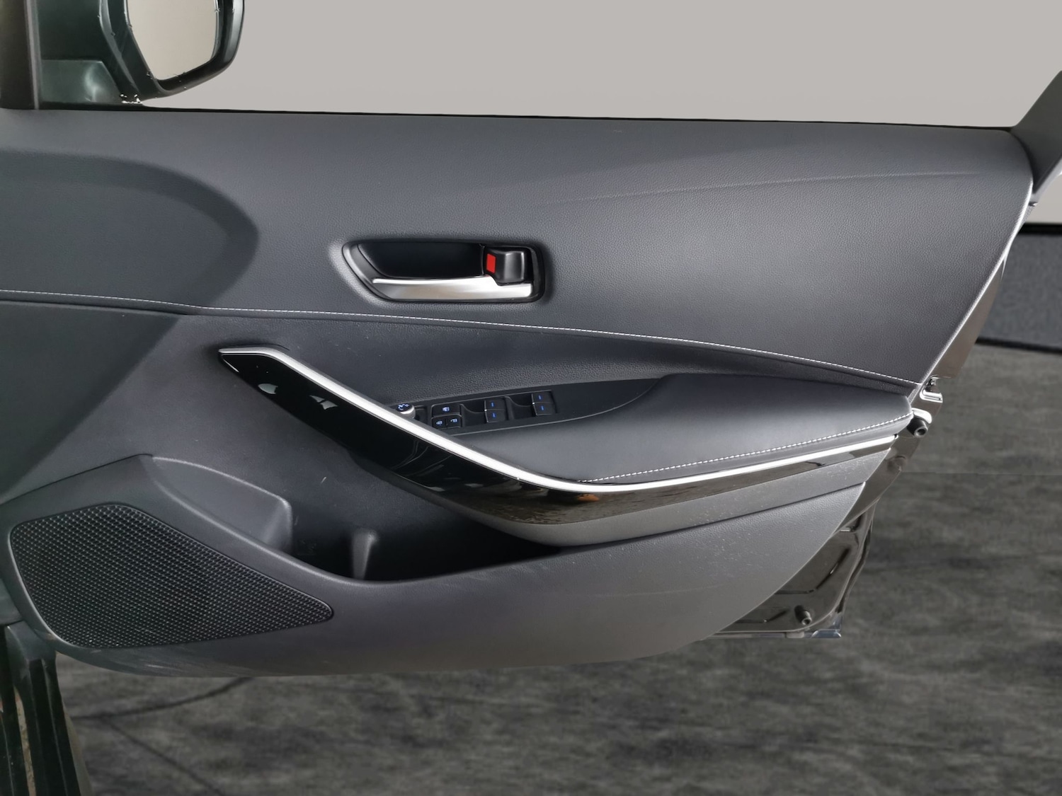 Used Toyota Corolla for sale - 77650935: Photo 30