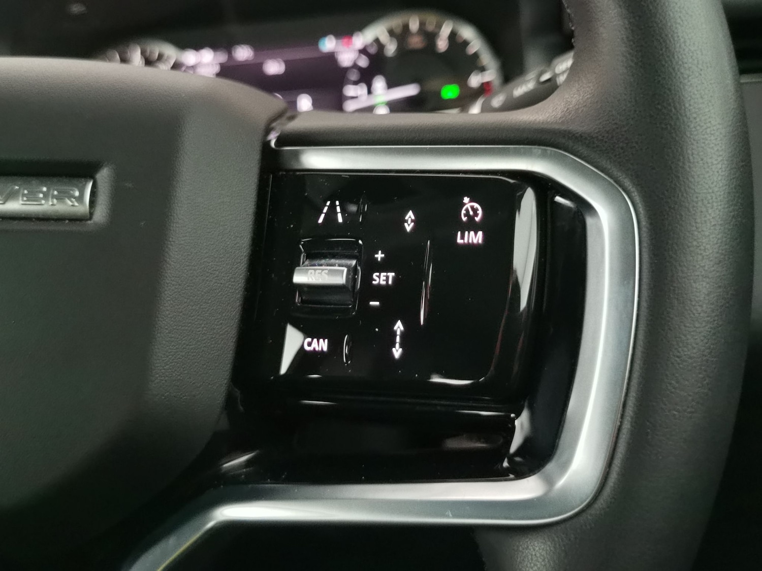 Used Land Rover Range Rover Evoque 2023 for sale - 76518349: Photo 24