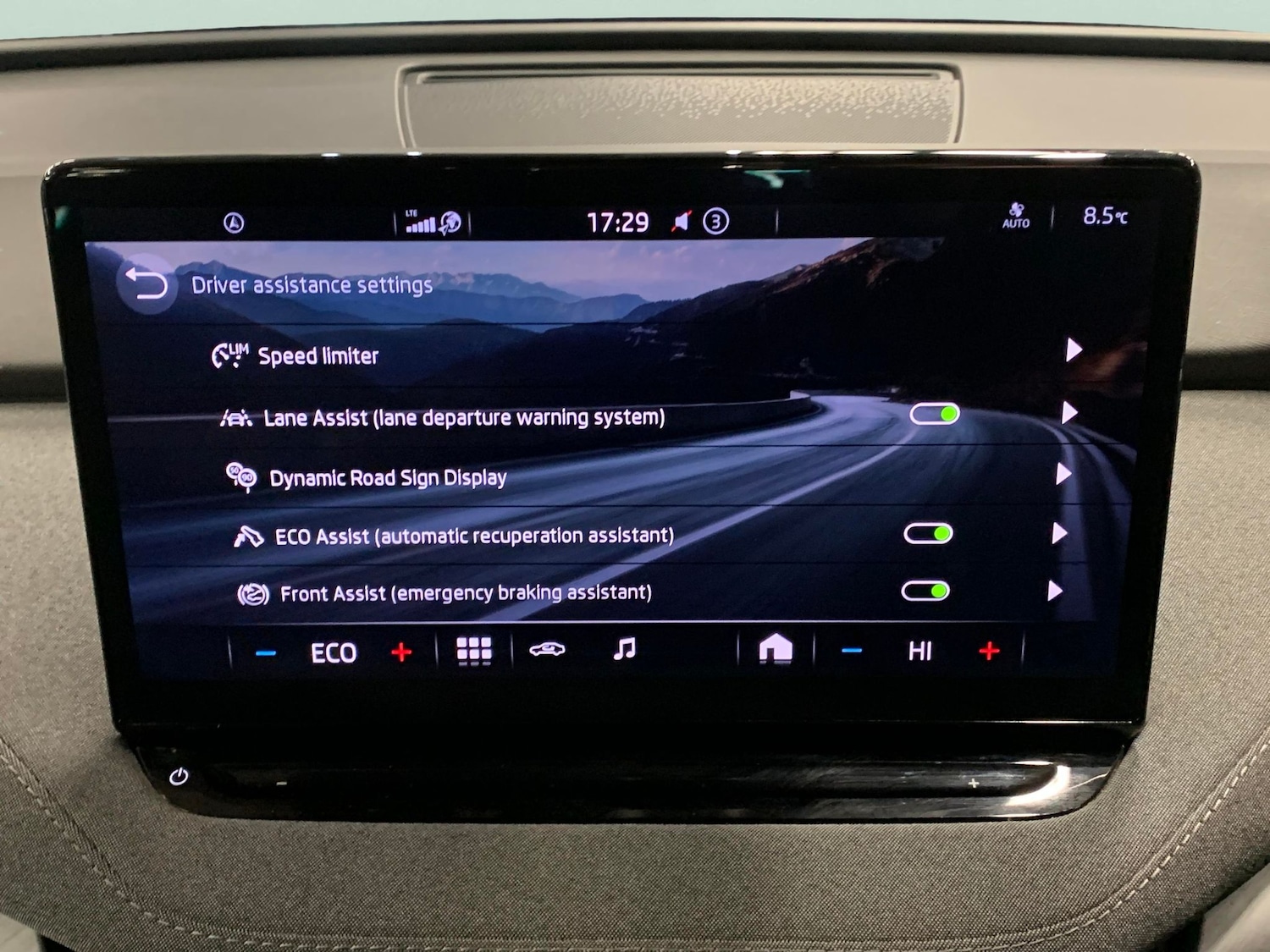 Used Skoda Enyaq 2021 for sale - 77318381: Photo 17