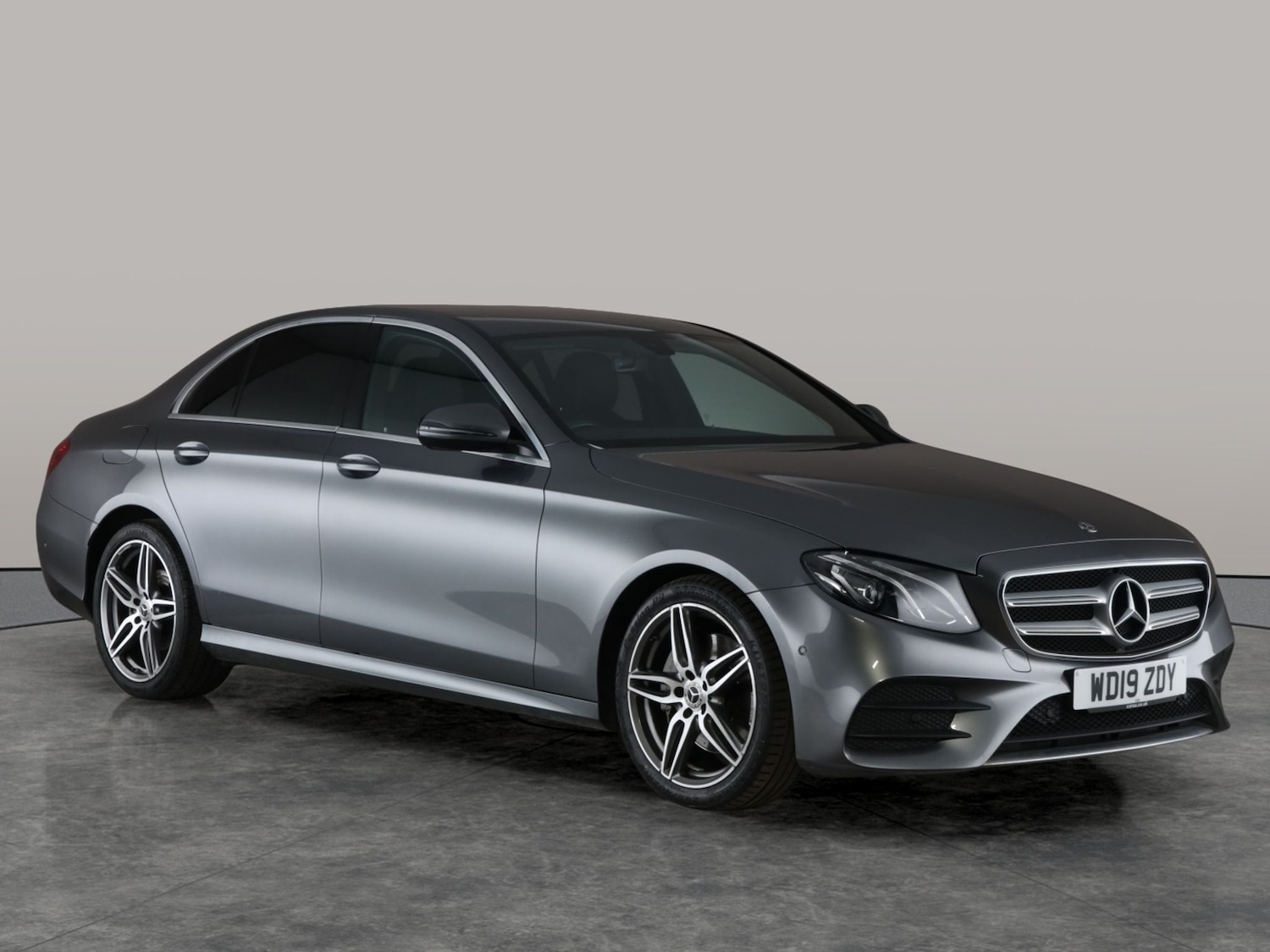 Used Mercedes-Benz E Class 2019 for sale - 76401010: Photo 11