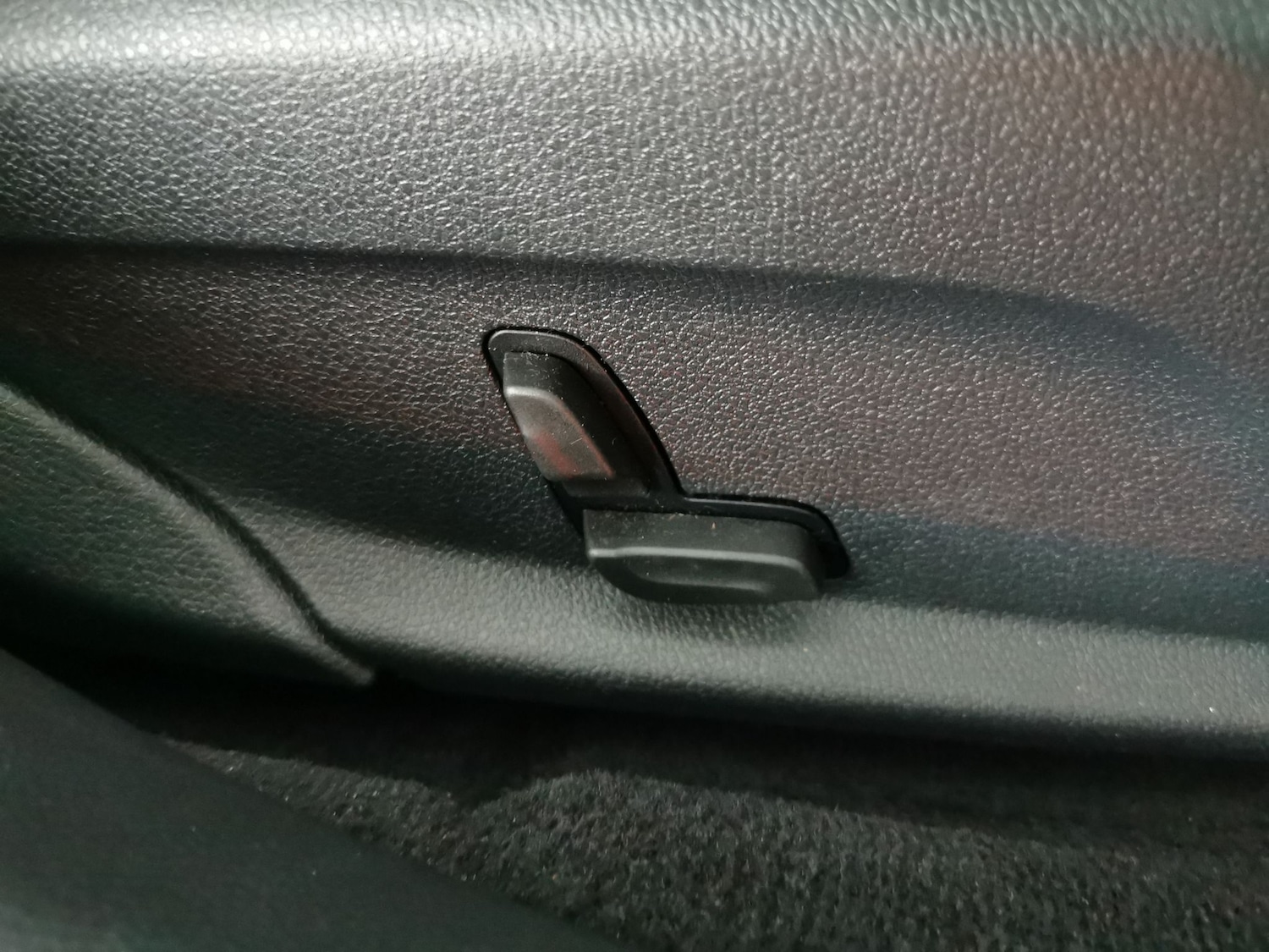 Used Mercedes-Benz E Class 2019 for sale - 76401010: Photo 31