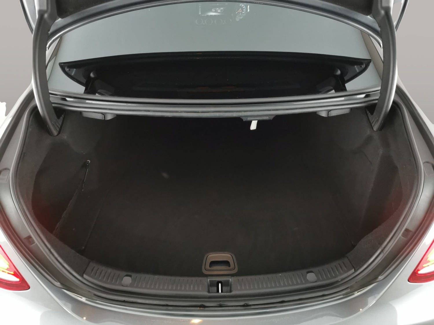 Used Mercedes-Benz E Class 2019 for sale - 76401010: Photo 36