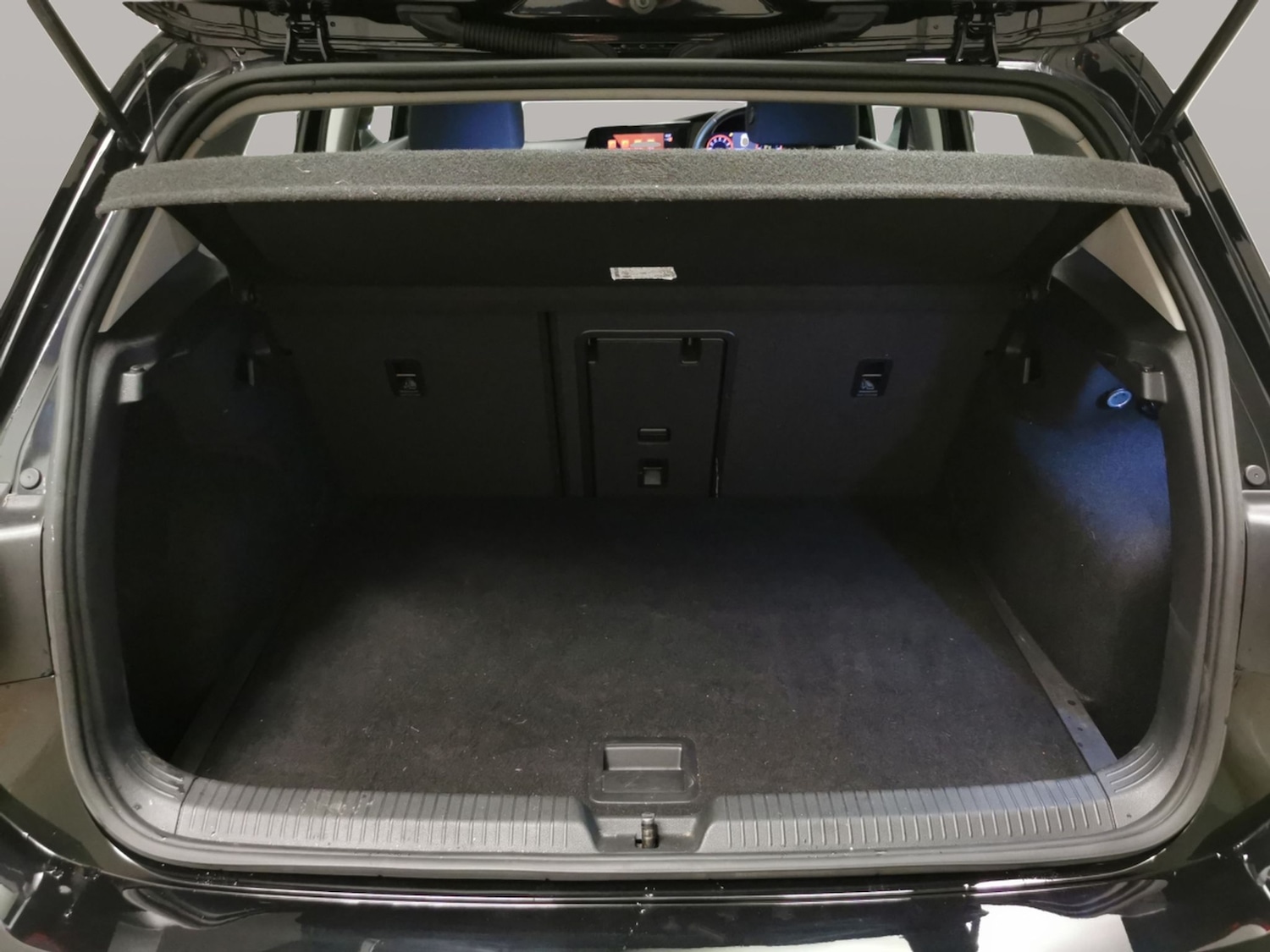 Used Volkswagen Golf 2020 for sale - 76403090: Photo 41