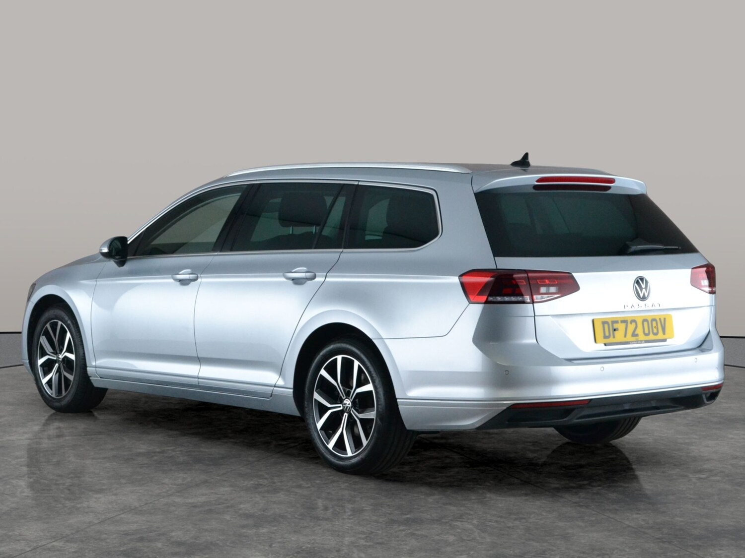 Used Volkswagen Passat 2023 for sale - 77819395: Photo 13