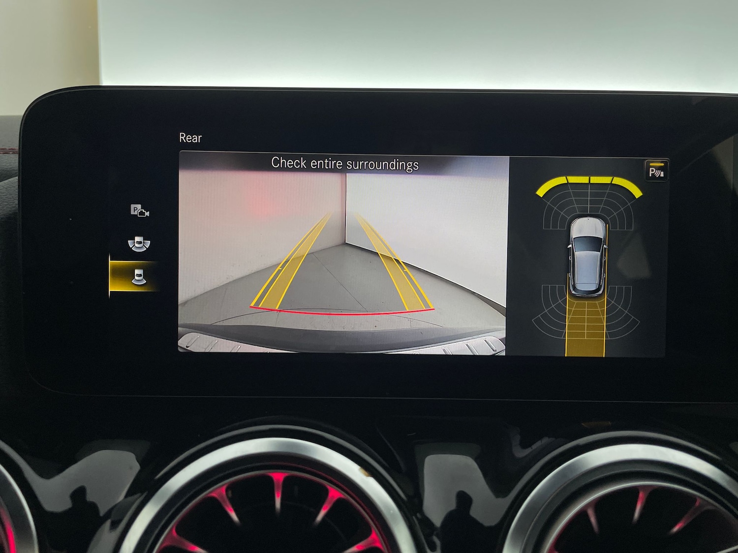 Used Mercedes-Benz EQA 2022 for sale - 76999634: Photo 5