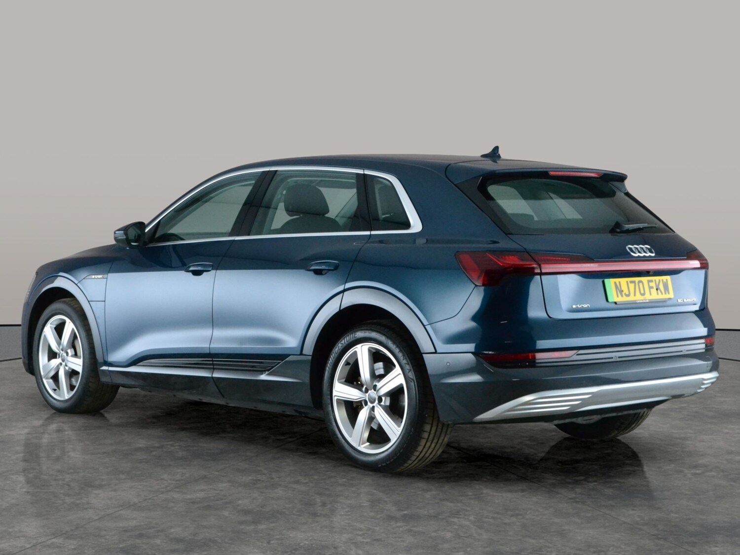 Used Audi e-tron 2020 for sale - 77902160: Photo 12