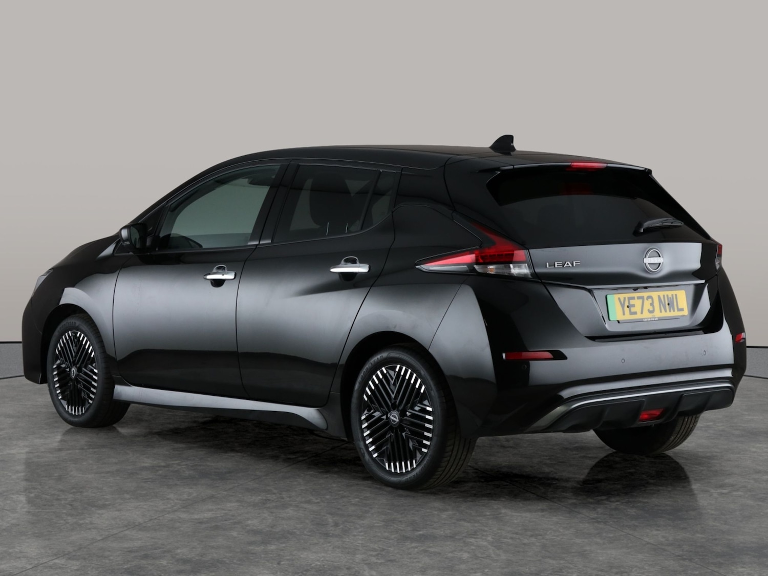 Used Nissan Leaf 2023 for sale - 76515155: Photo 12