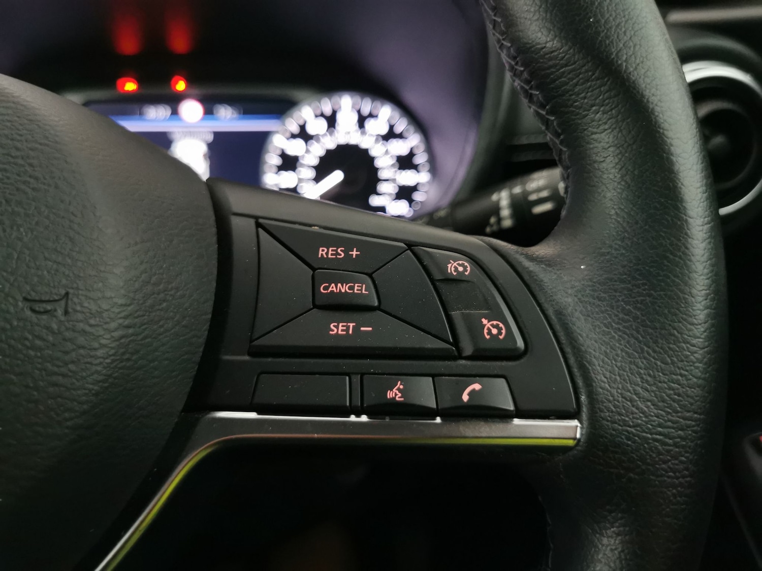 Used Nissan Juke 2023 for sale - 78180719: Photo 19