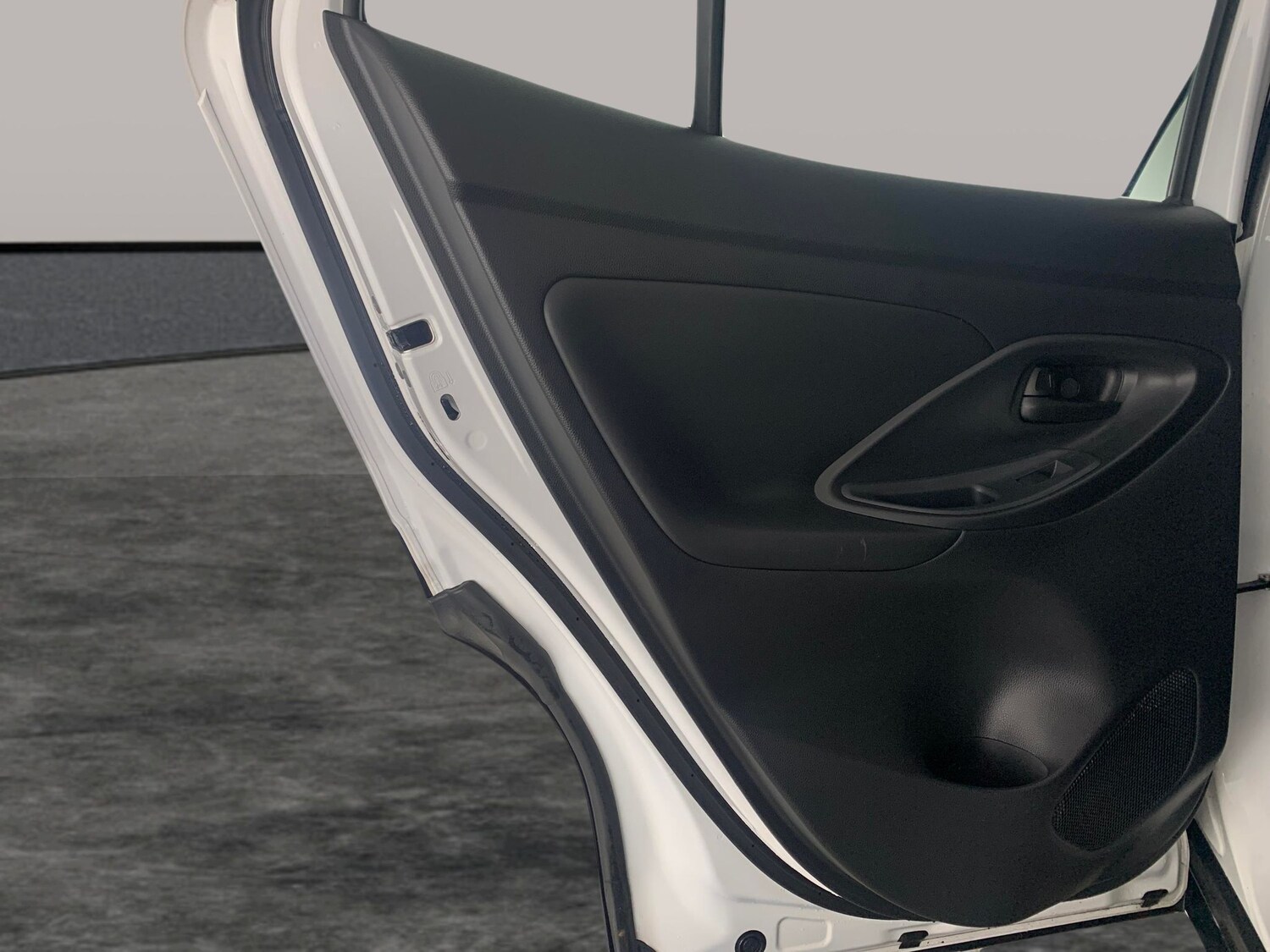 Used Toyota Yaris Cross 2024 for sale - 77756893: Photo 22