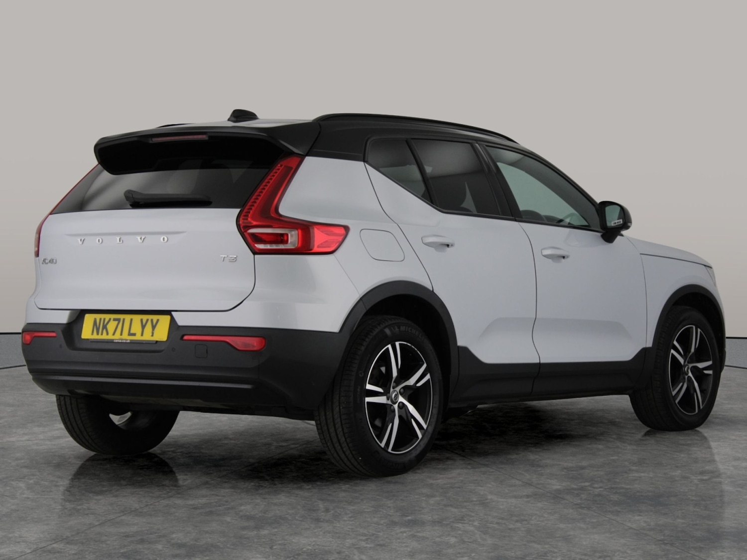 Used Volvo XC40 2021 for sale - 76477649: Photo 10