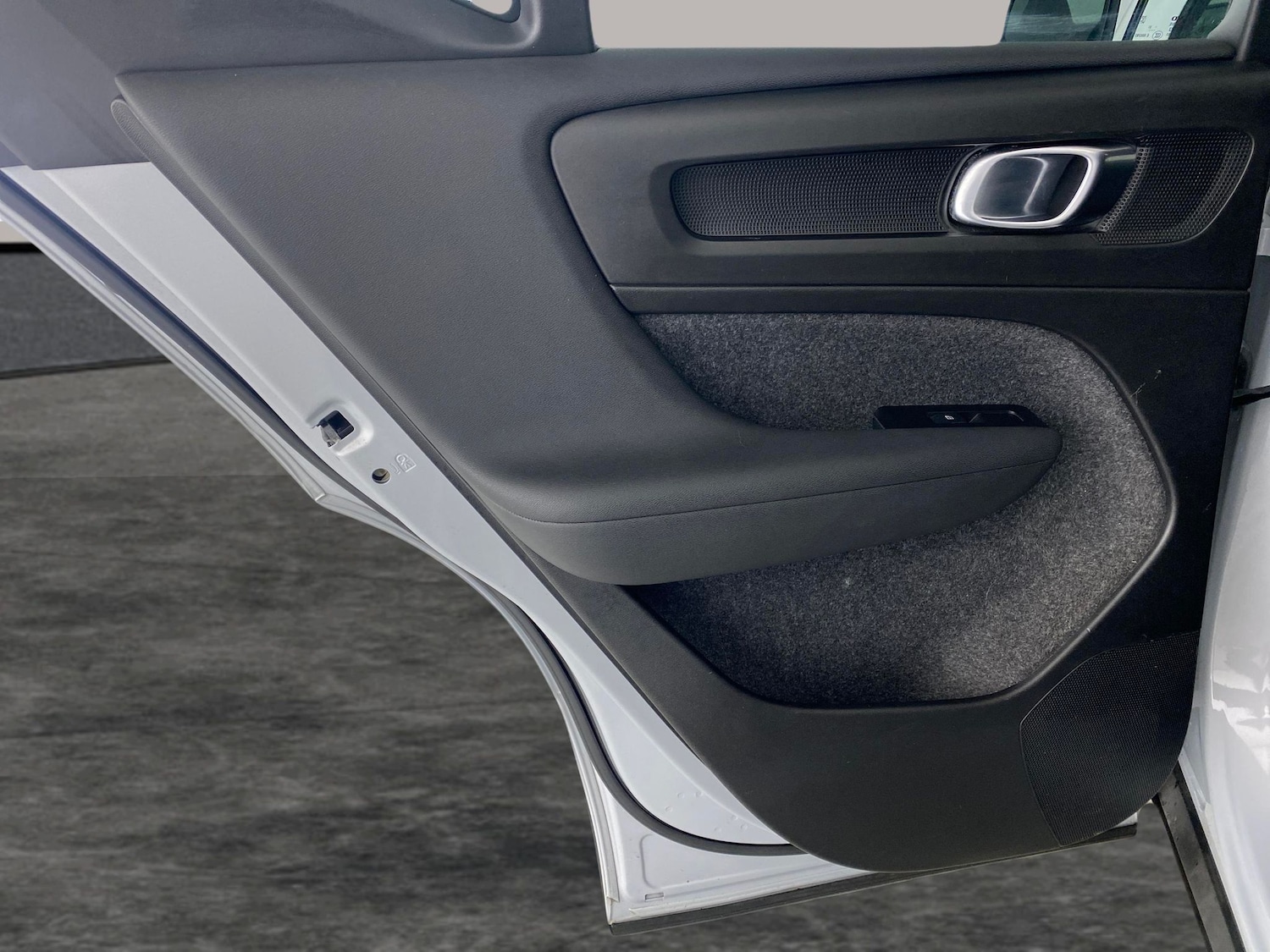 Used Volvo XC40 2021 for sale - 76477649: Photo 25