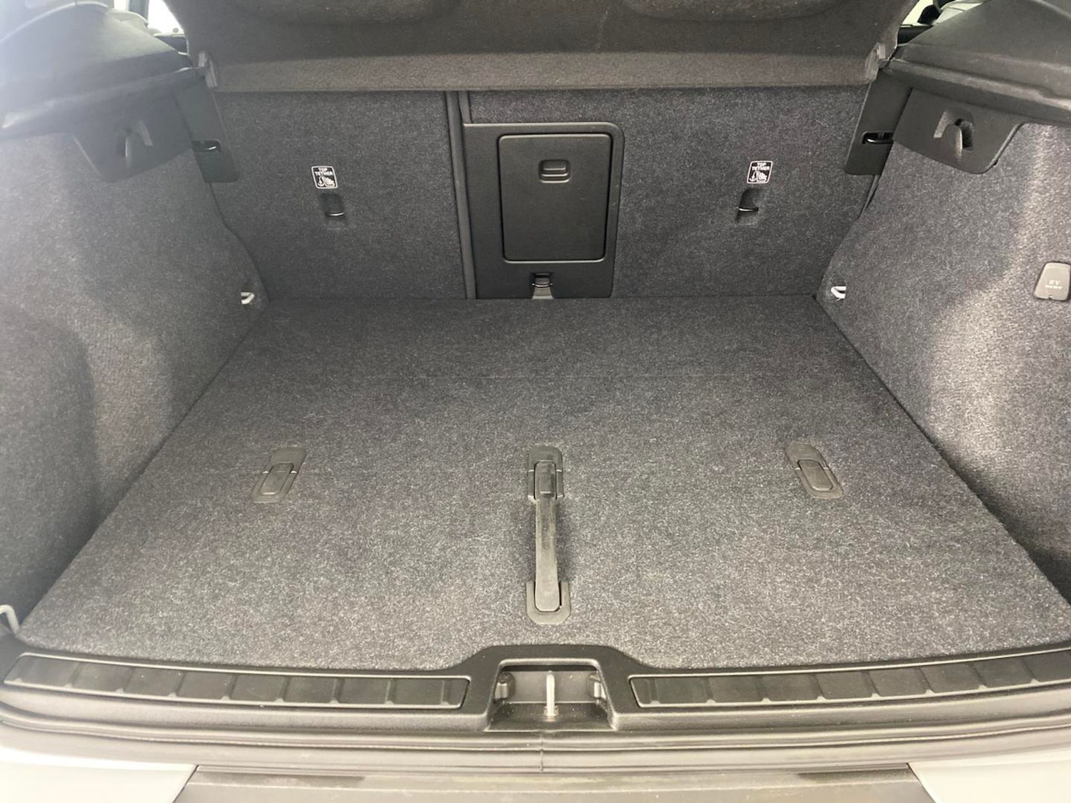 Used Volvo XC40 2021 for sale - 76477649: Photo 7