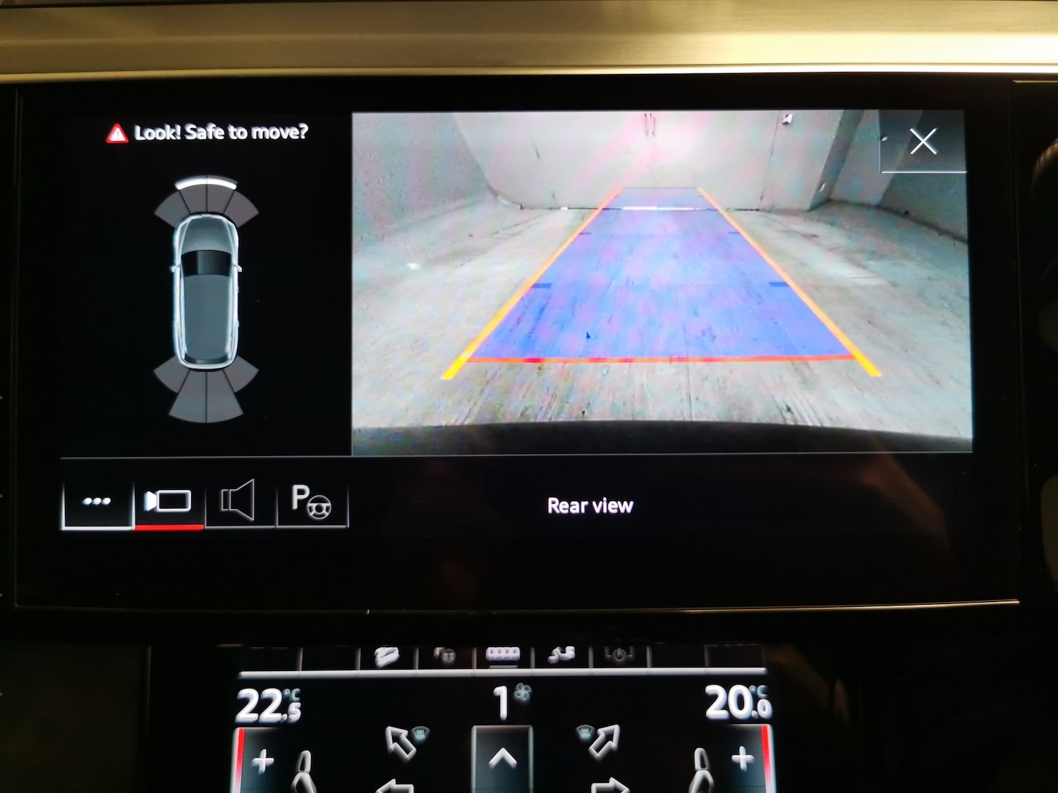 Used Audi e-tron 2022 for sale - 78142081: Photo 6