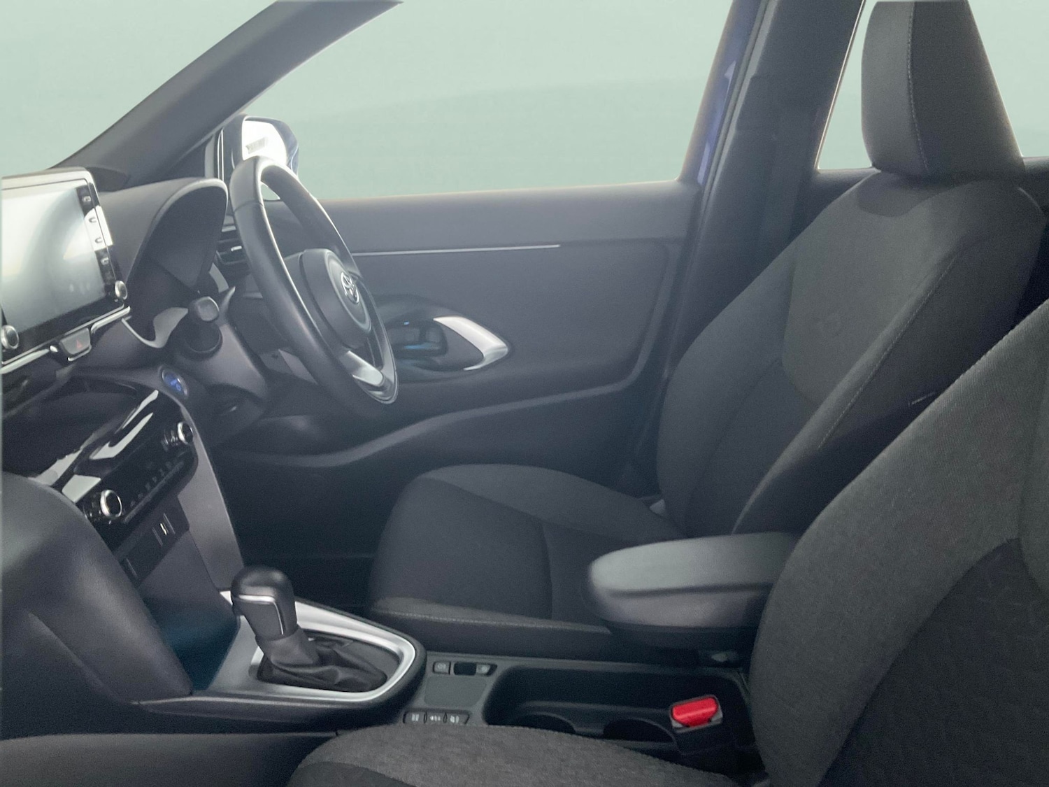 Used Toyota Yaris Cross 2022 for sale - 76693948: Photo 4