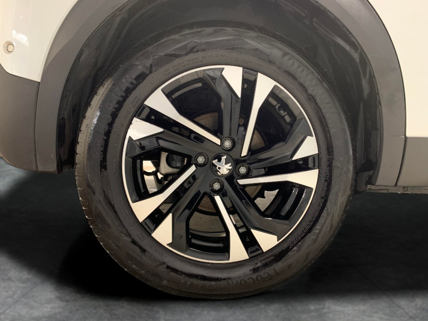 Used Peugeot E-2008 2022 for sale - 76540345: Photo 26