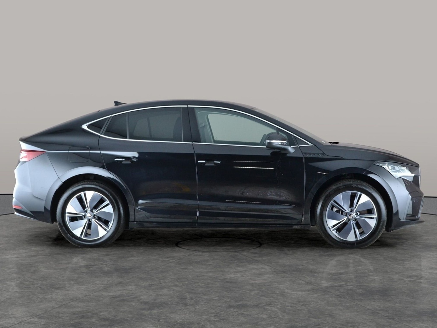 Used Skoda Enyaq 2024 for sale - 77569926: Photo 10