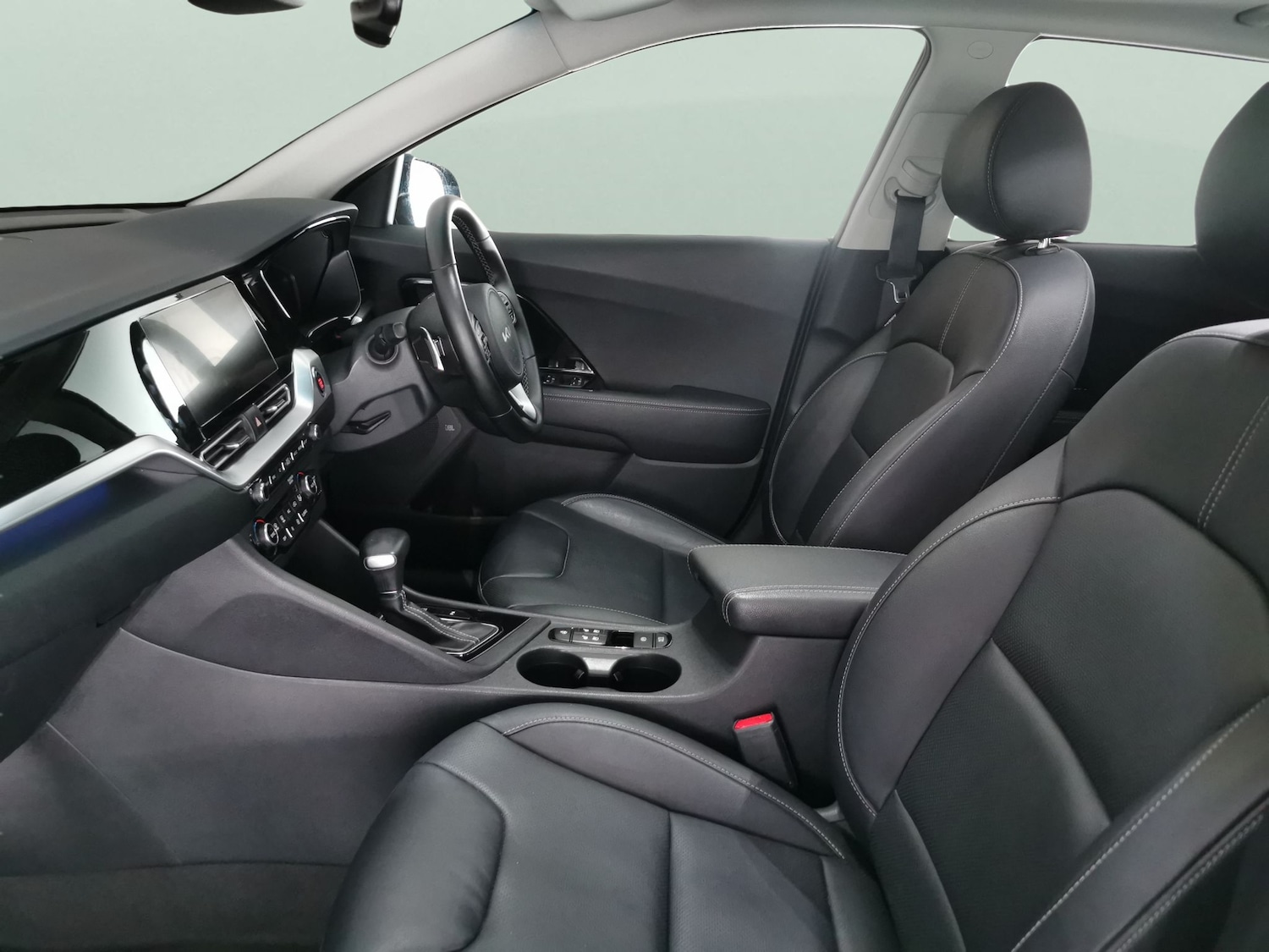 Used Kia Niro 2021 for sale - 76626180: Photo 4