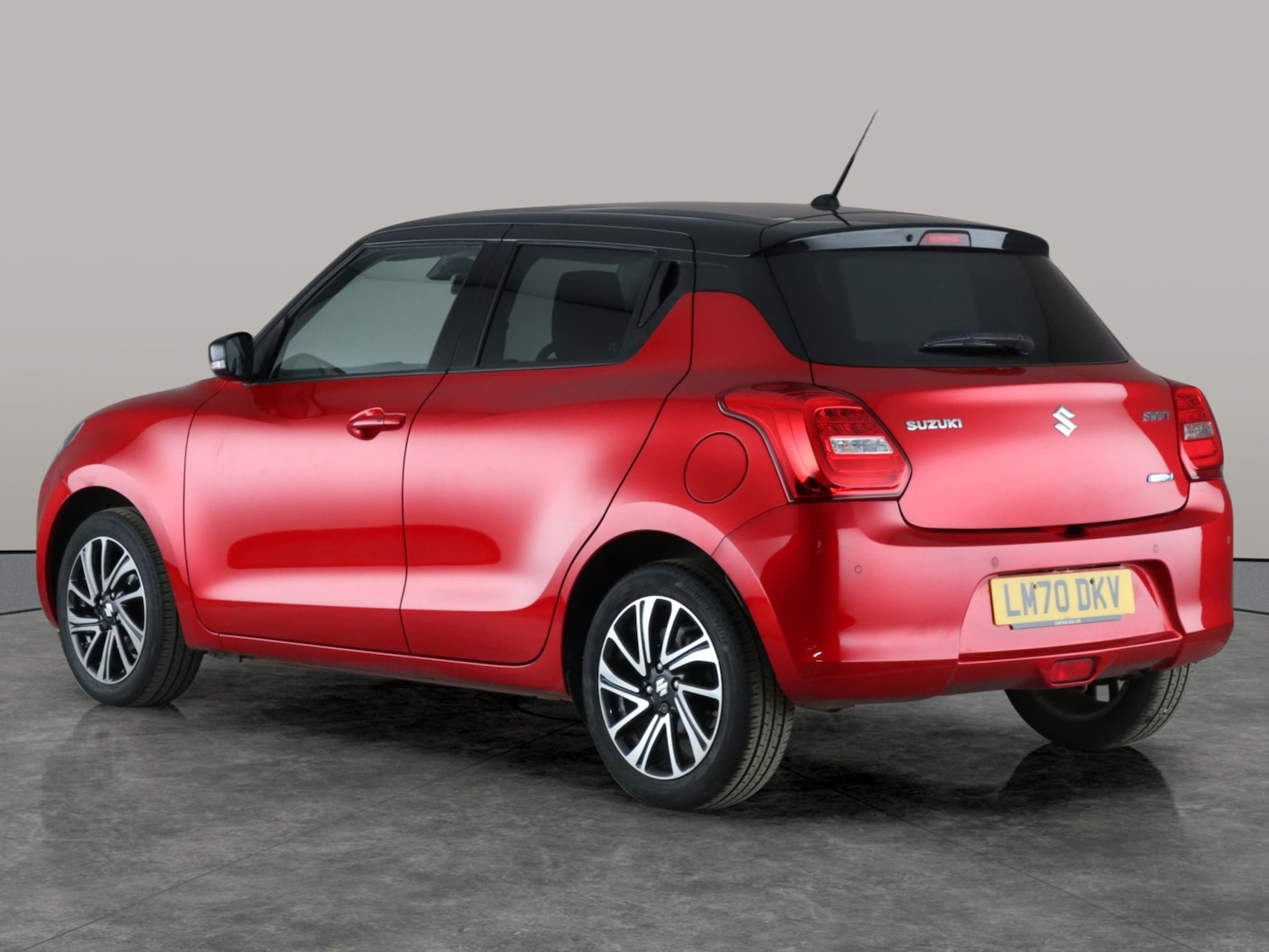 Used Suzuki Swift 2020 for sale - 76518303: Photo 12