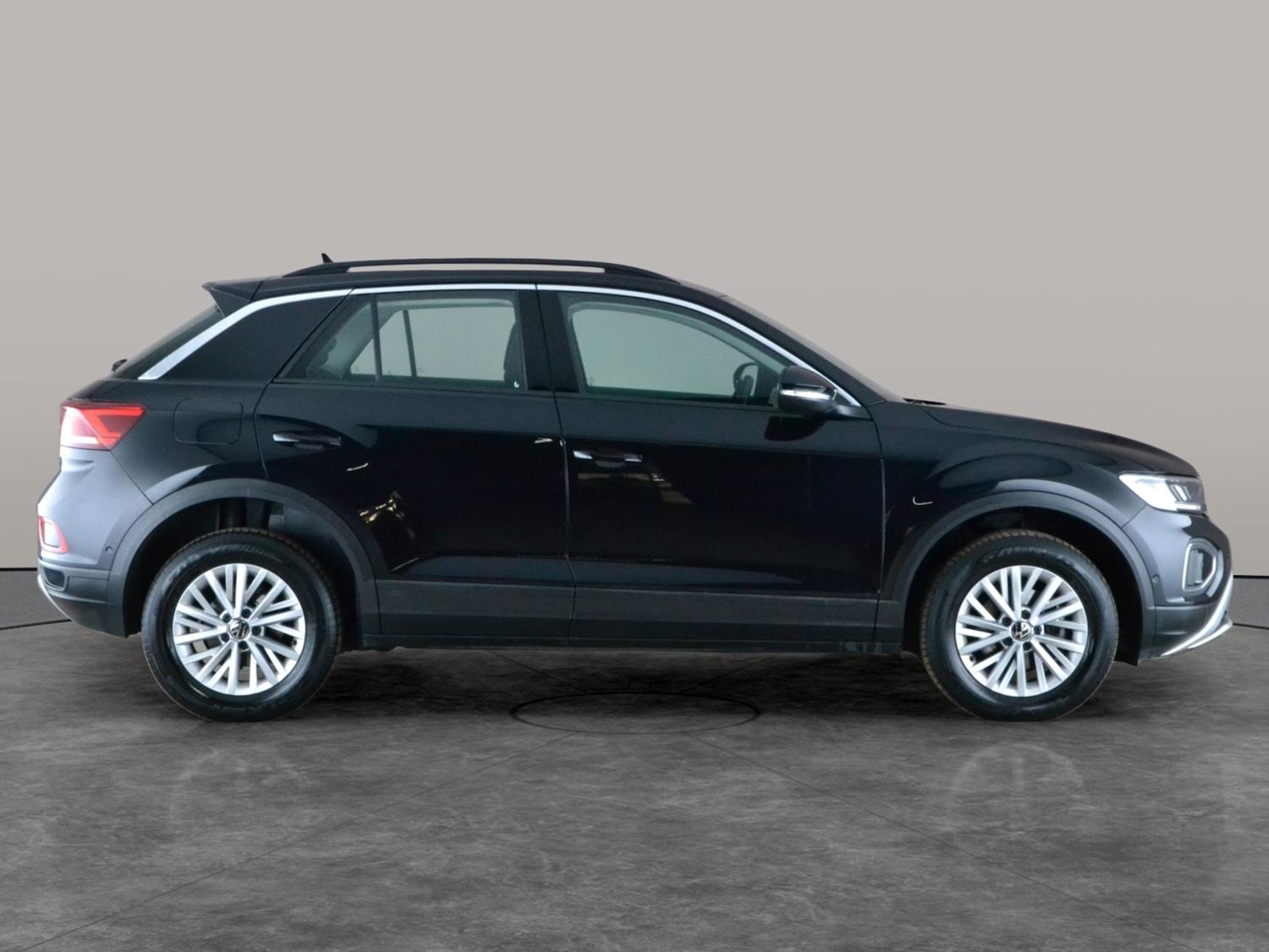 Used Volkswagen T-Roc for sale - 78110021: Photo 7