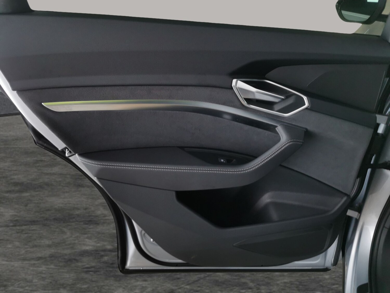 Used Audi e-tron 2022 for sale - 77614941: Photo 31