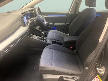 Used Volkswagen Golf 2023 for sale - 78305407: Photo