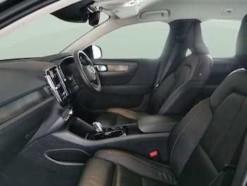 Used Volvo XC40 2022 for sale - 79628079: Photo