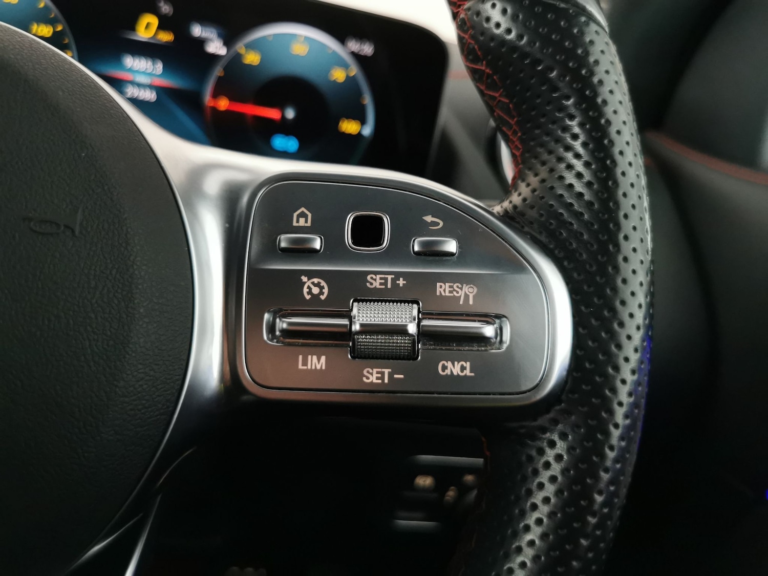 Used Mercedes-Benz EQA 2022 for sale - 76464231: Photo 32