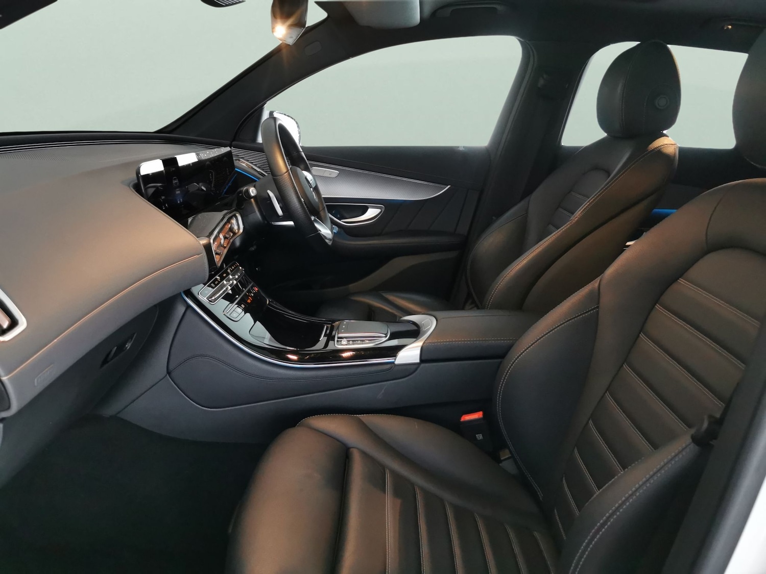 Used Mercedes-Benz EQC 2022 for sale - 77241187: Photo 4