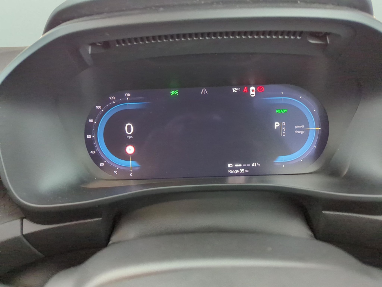 Used Volvo C40 2023 for sale - 77894215: Photo 30