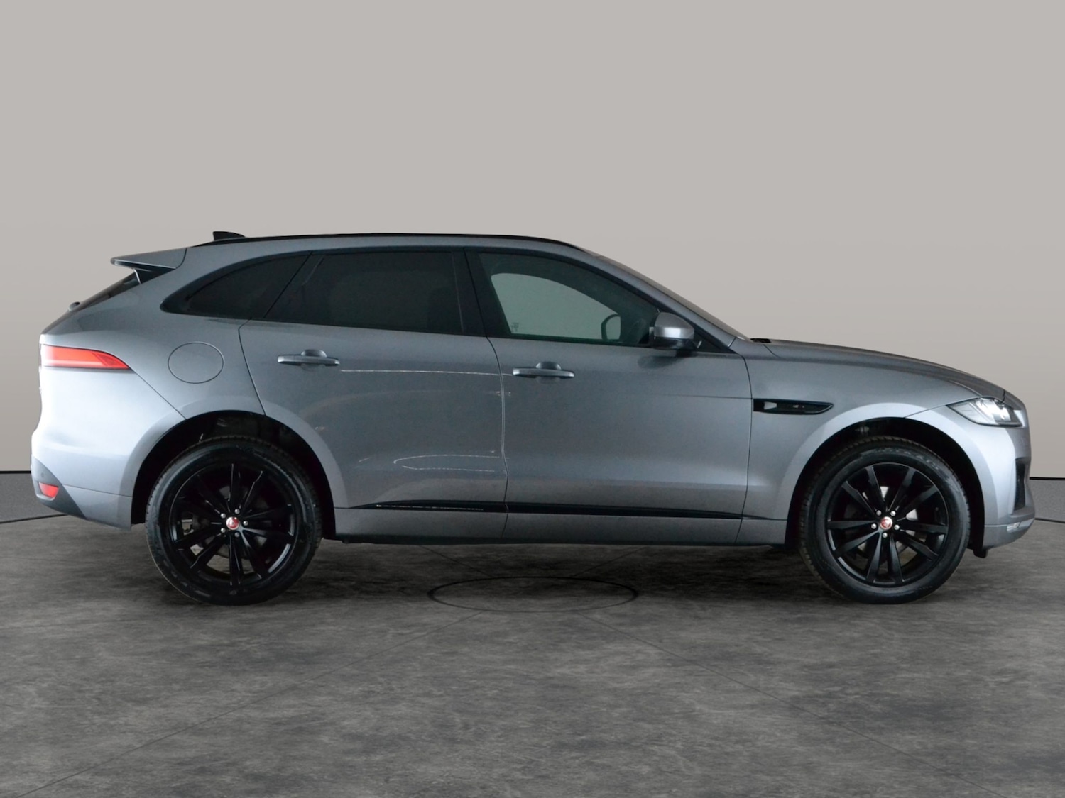 Used Jaguar F-Pace 2020 for sale - 77942576: Photo 10