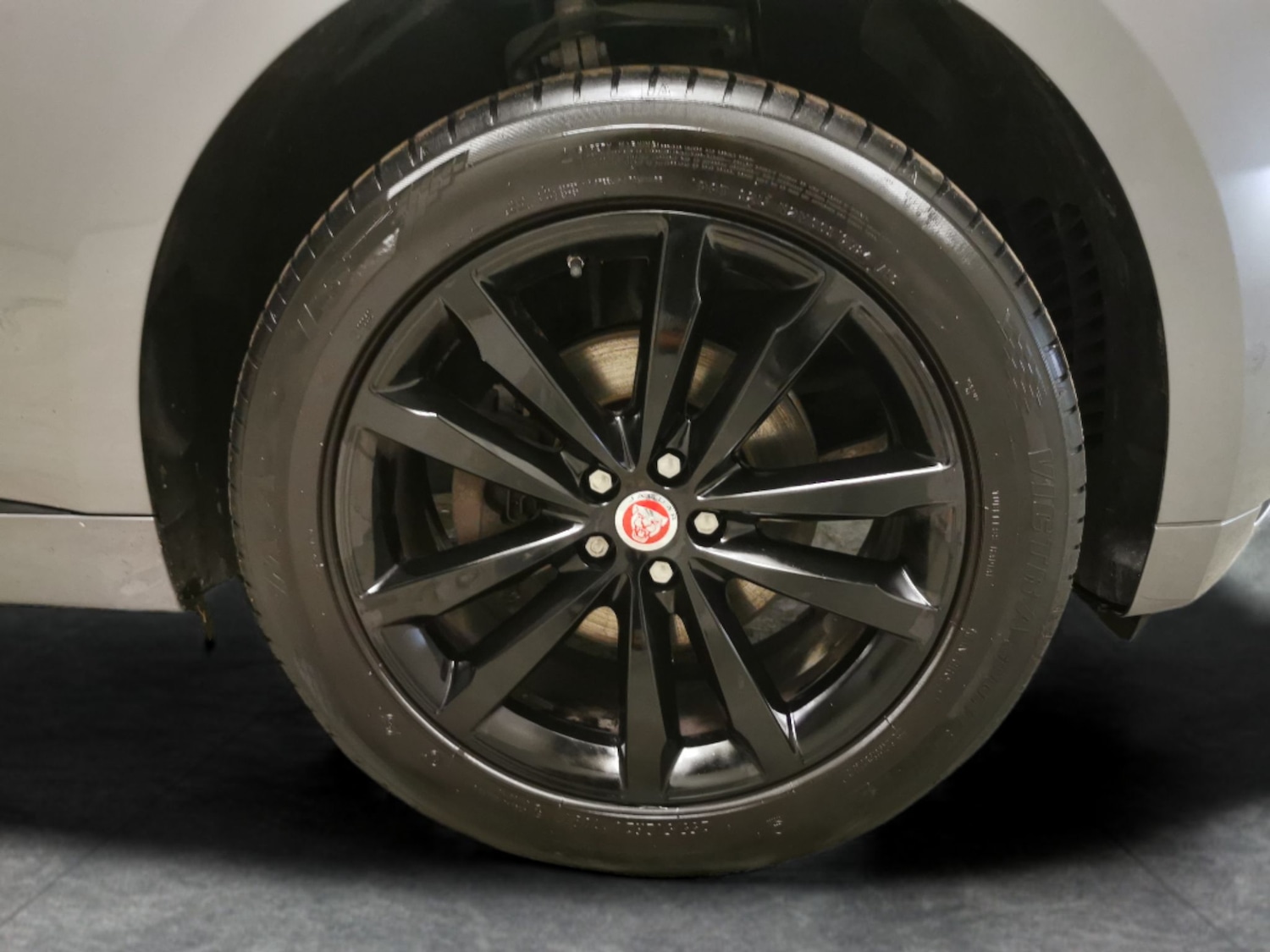 Used Jaguar F-Pace 2020 for sale - 77942576: Photo 29