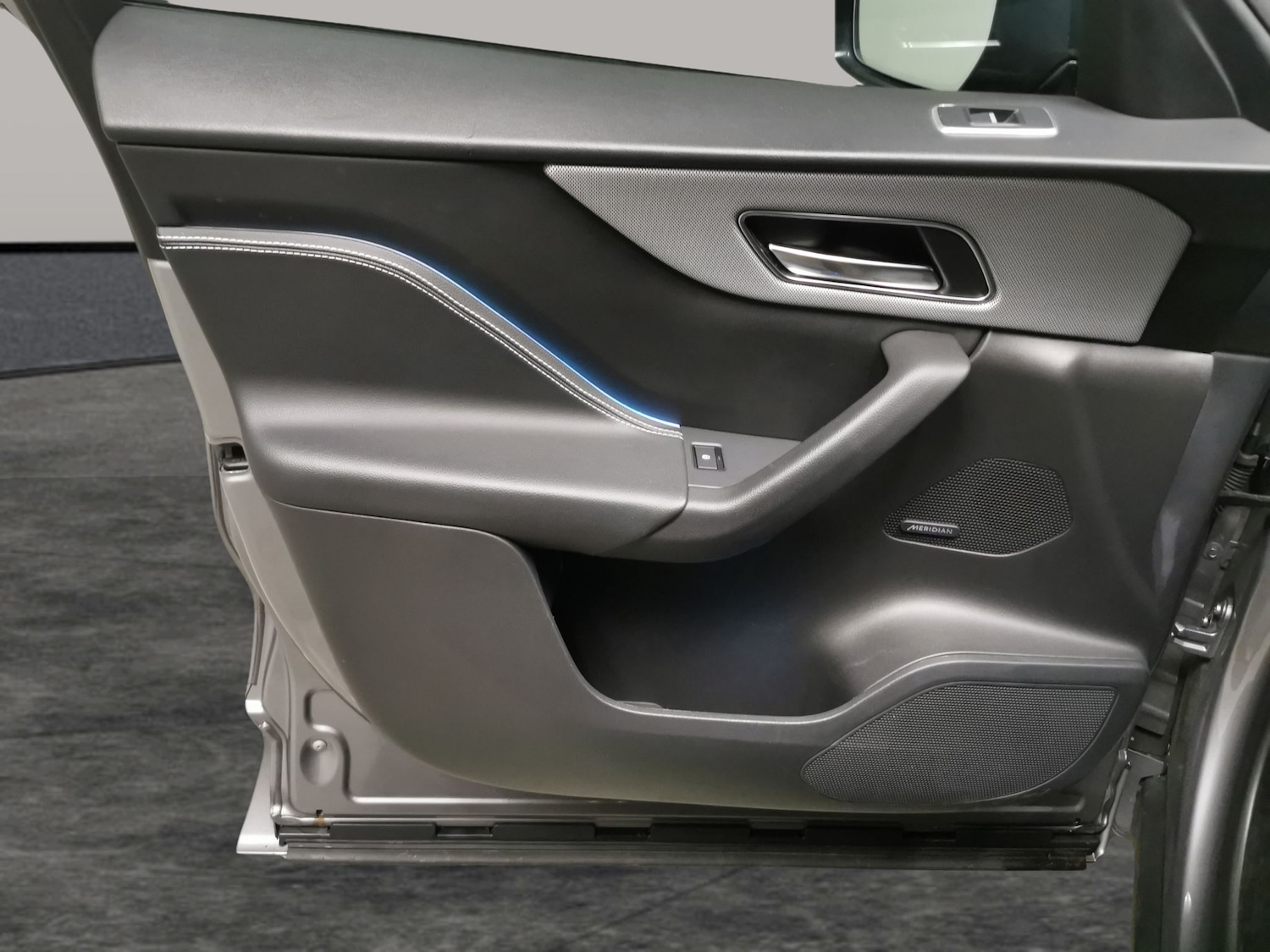 Used Jaguar F-Pace 2020 for sale - 77942576: Photo 32