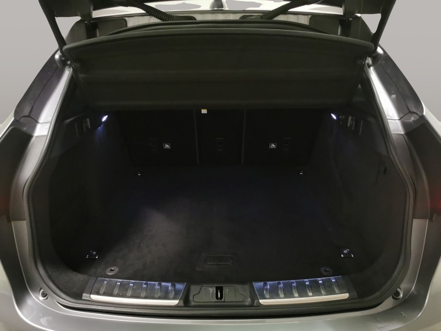 Used Jaguar F-Pace 2020 for sale - 77942576: Photo 38