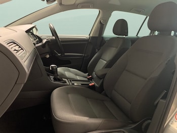 Used Volkswagen Golf 2020 for sale - 79542678: Photo