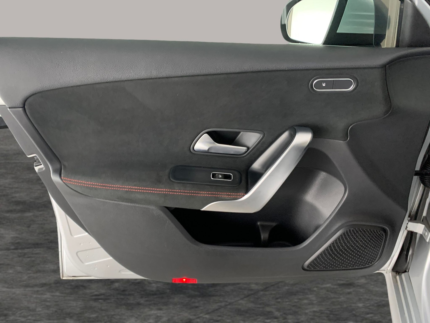 Used Mercedes-Benz A-Class 2019 for sale - 76694018: Photo 32