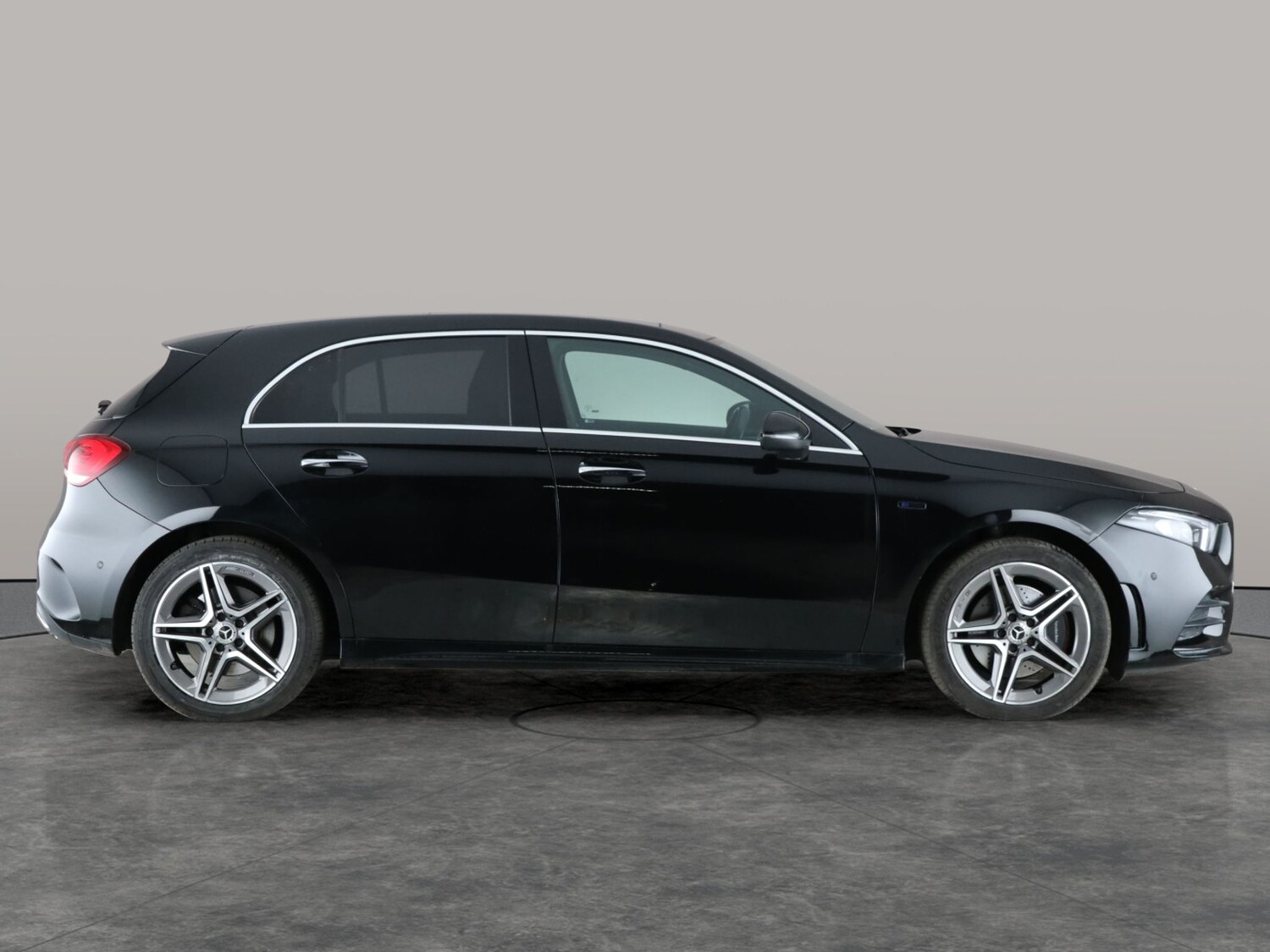 Used Mercedes-Benz A-Class 2021 for sale - 77543142: Photo 11