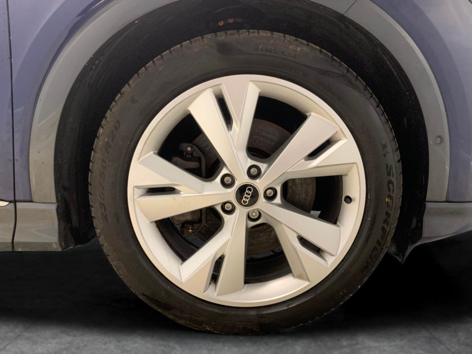 Used Audi Q4 e-tron 2023 for sale - 77676084: Photo 21