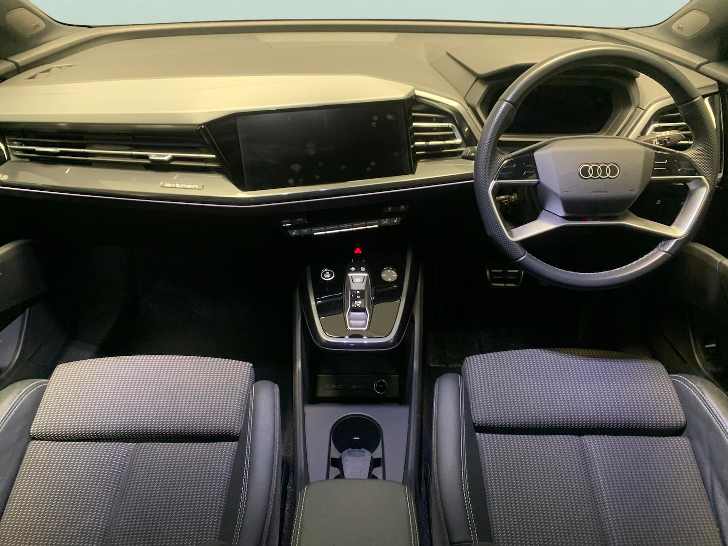 Used Audi Q4 e-tron 2023 for sale - 77676084: Photo 6