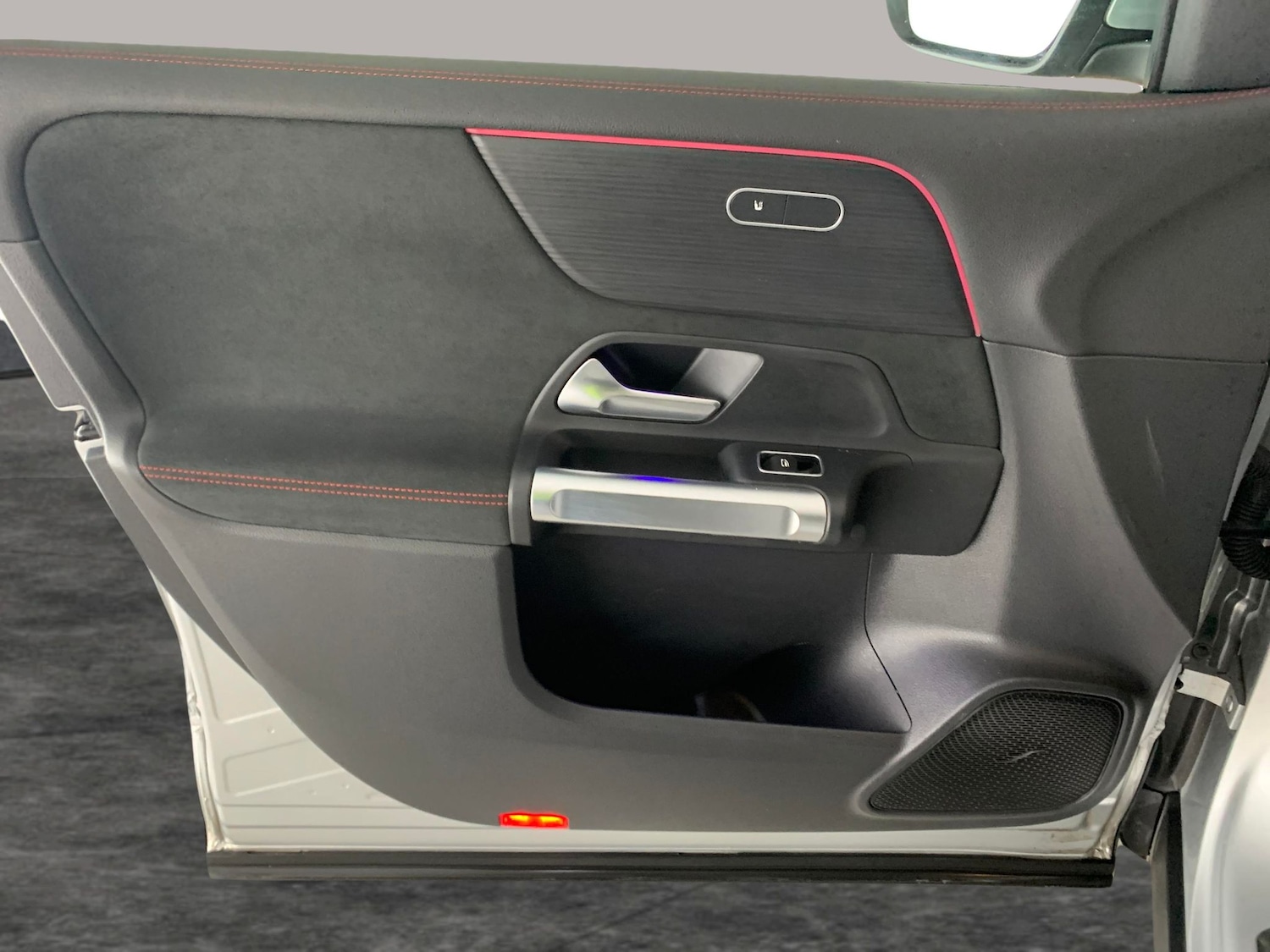 Used Mercedes-Benz EQB 2022 for sale - 76999681: Photo 33