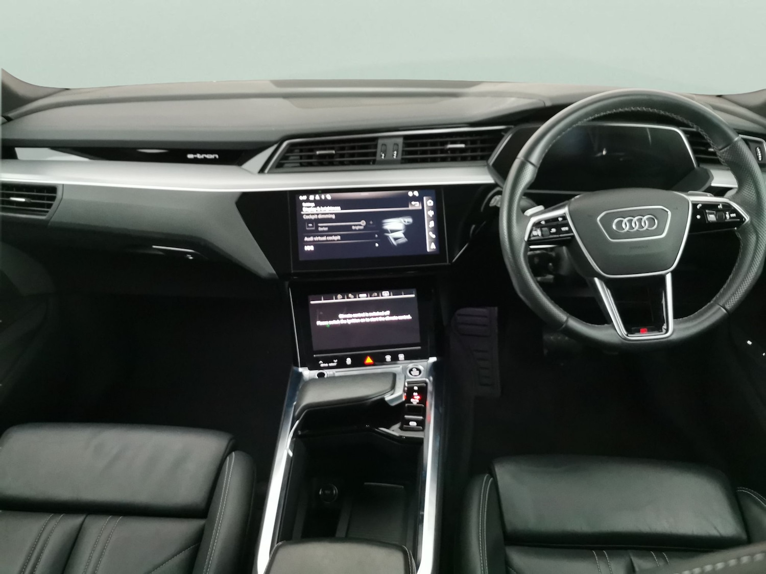 Used Audi e-tron 2023 for sale - 77340141: Photo 8