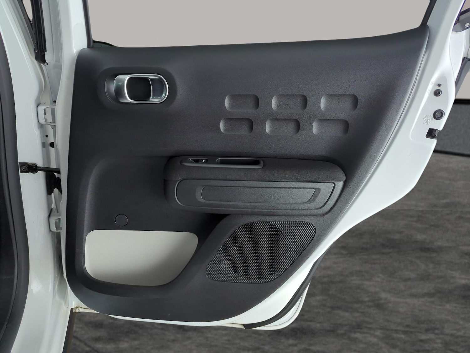 Used Citroen C3 2023 for sale - 77995506: Photo 27