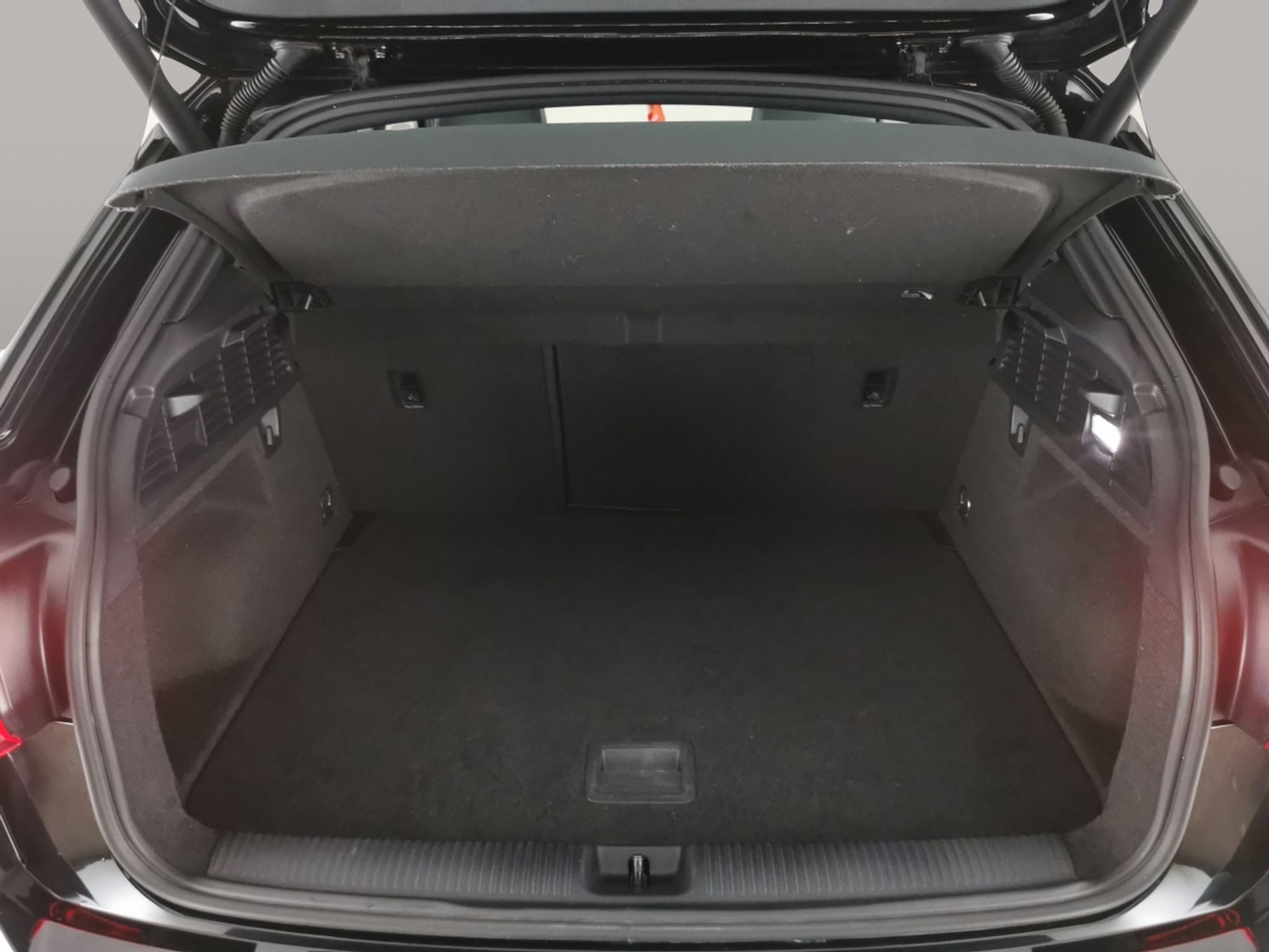 Used Audi Q2 2020 for sale - 76450083: Photo 39