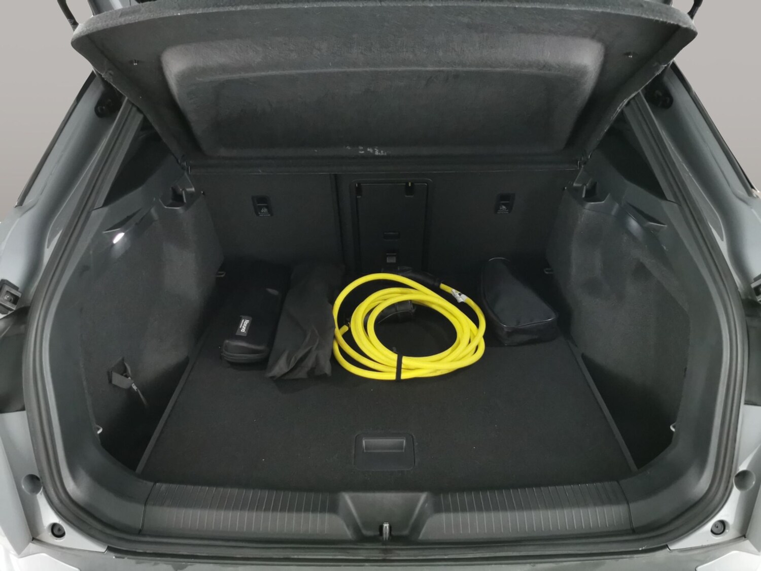 Used Volkswagen ID.4 2023 for sale - 76967109: Photo 36