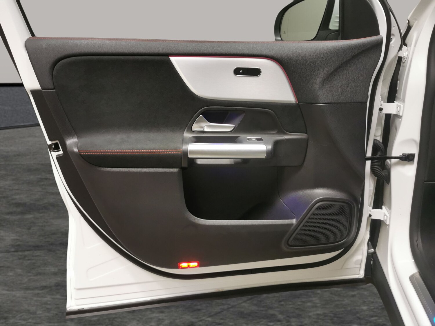 Used Mercedes-Benz EQA 2023 for sale - 78207331: Photo 30