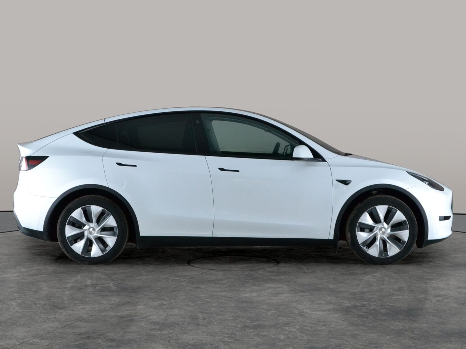 Used Tesla Model Y 2023 for sale - 77942624: Photo 10