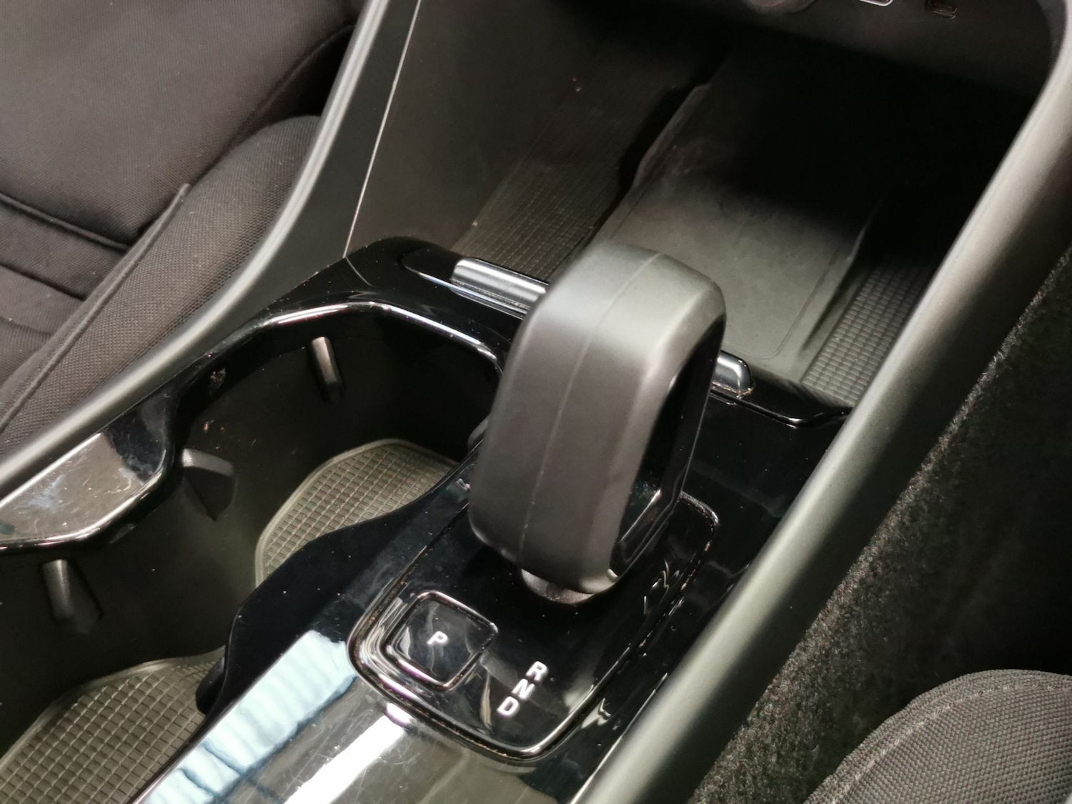 Used Volvo XC40 2022 for sale - 76566104: Photo 15