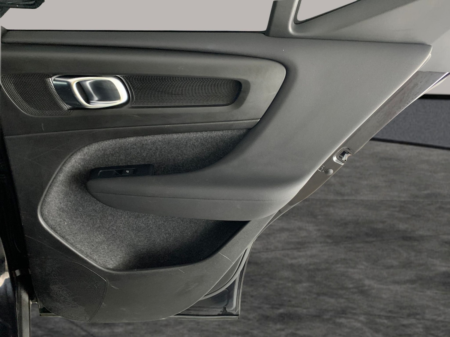 Used Volvo XC40 2022 for sale - 76566104: Photo 24