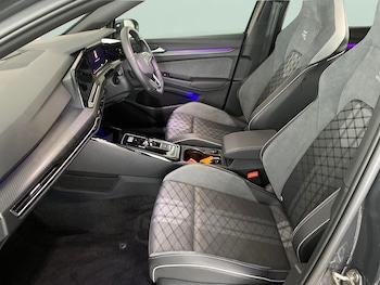 Used Volkswagen Golf 2024 for sale - 78149344: Photo