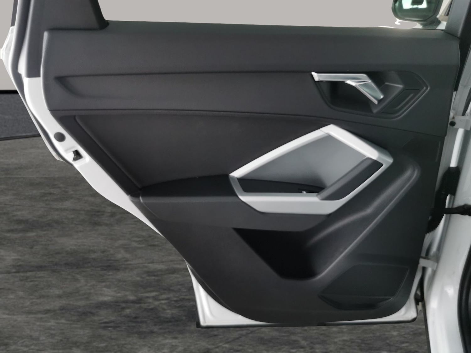 Used Audi Q3 for sale - 77364952: Photo 27