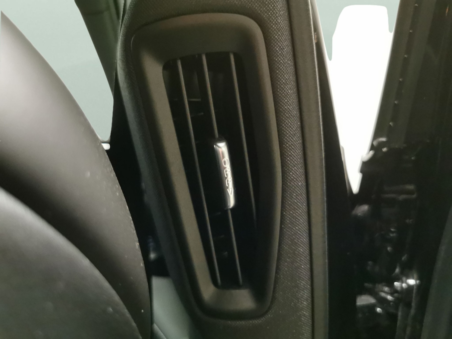 Used Volvo S60 2023 for sale - 77979322: Photo 13